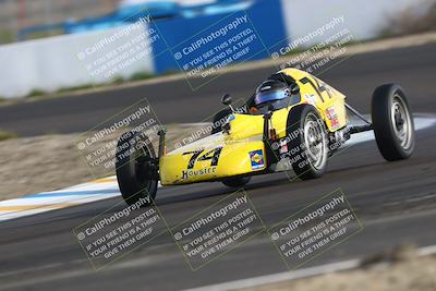media/Mar-16-2025-CalClub SCCA (Sun) [[e72803ec8c]]/Group 3/Qualifying (Turn 1)/